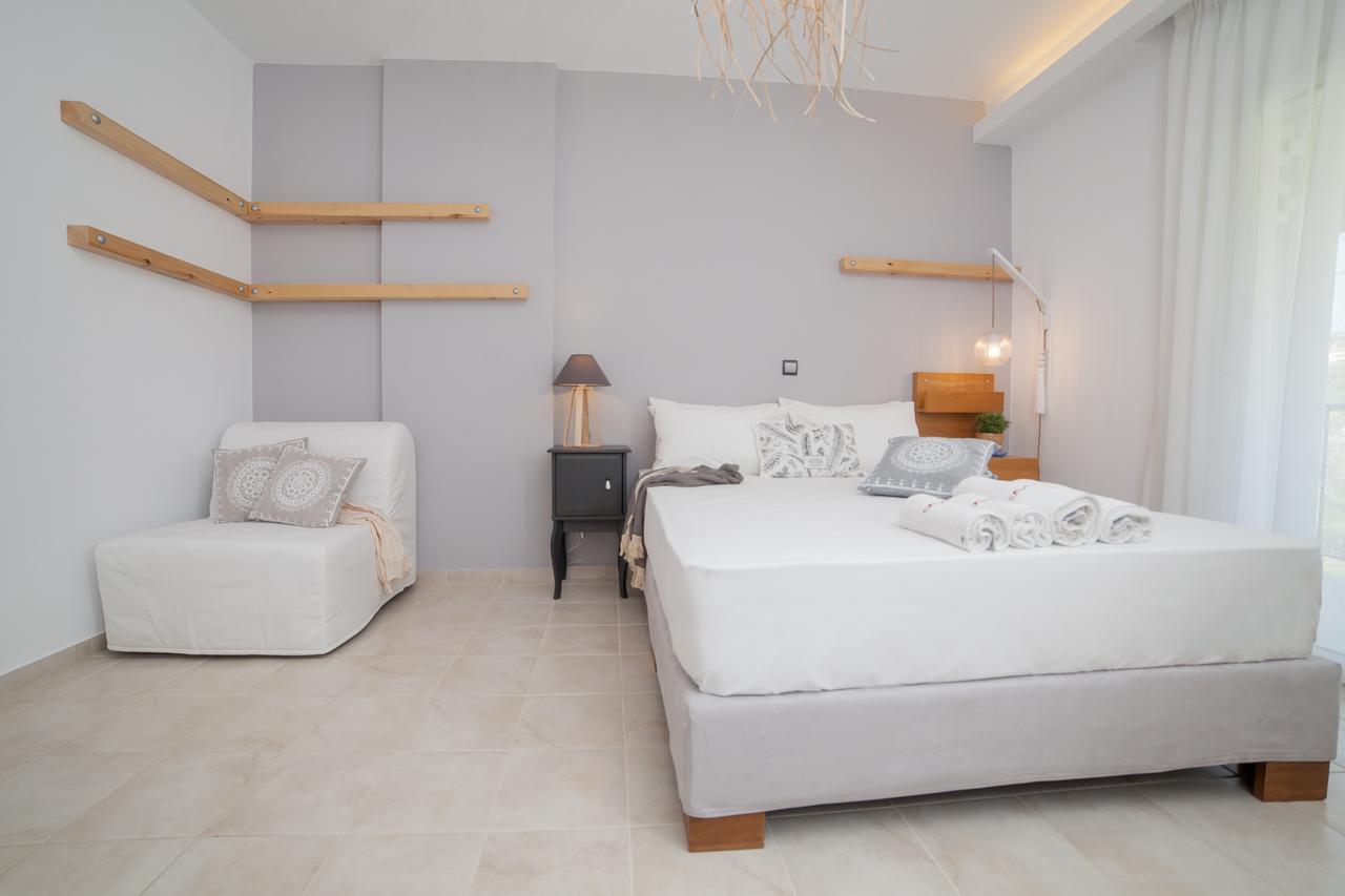 Aparthotel Enpy Finikounta Esterno foto
